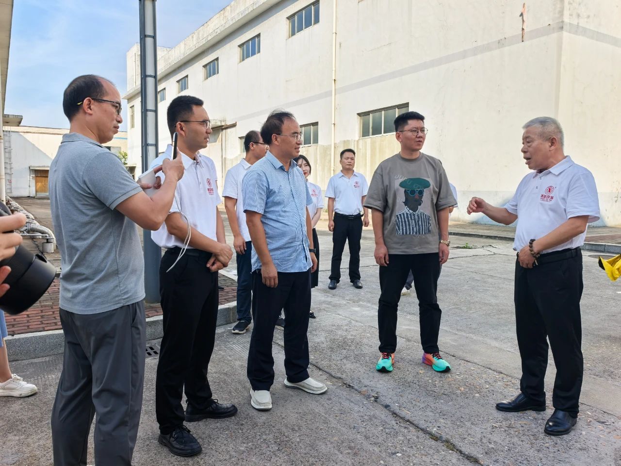 “片葉度關(guān)山——萬里茶路中國(guó)行（2025）”活動(dòng)走進(jìn)益陽(yáng)茶廠